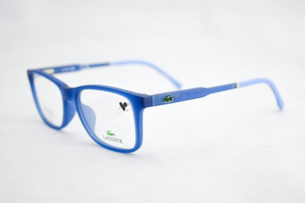 Vista semifrontal izquierda lentes Lacoste L3647